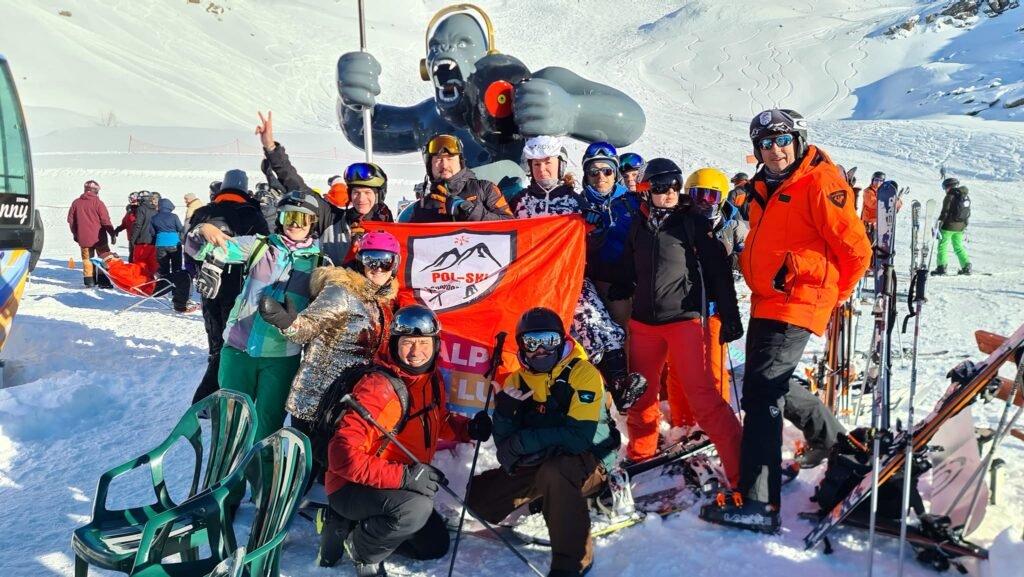 3 VALLEYS 2022 POLSPORT UK, wyjazdy narciarskie z Londynu
